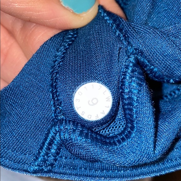 🍋 Lululemon tank top size 6 - Picture 4 of 4